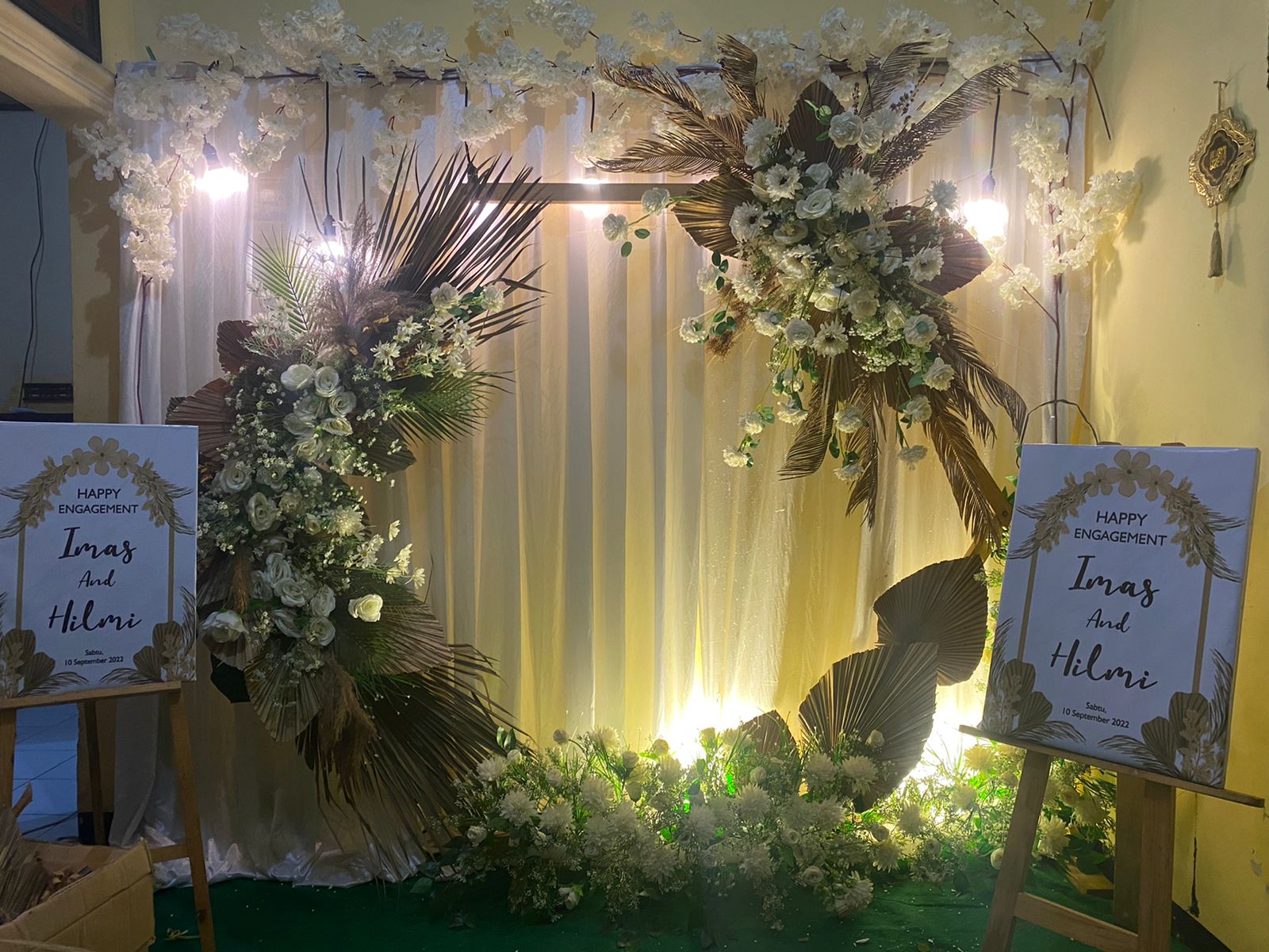 Sewa Backdrop Lamaran